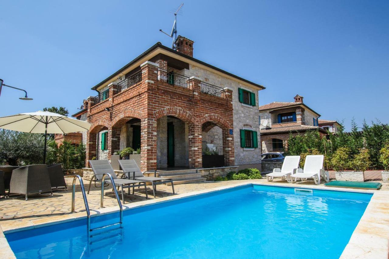 Villa Istriana Jakob With Pool Tar-Vabriga Bagian luar foto